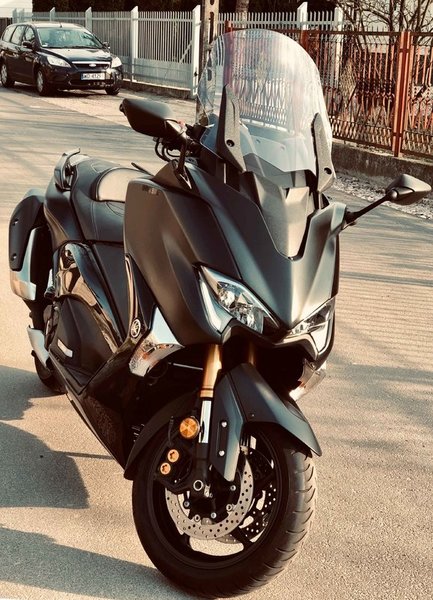 moj TMAX SX 3.JPG