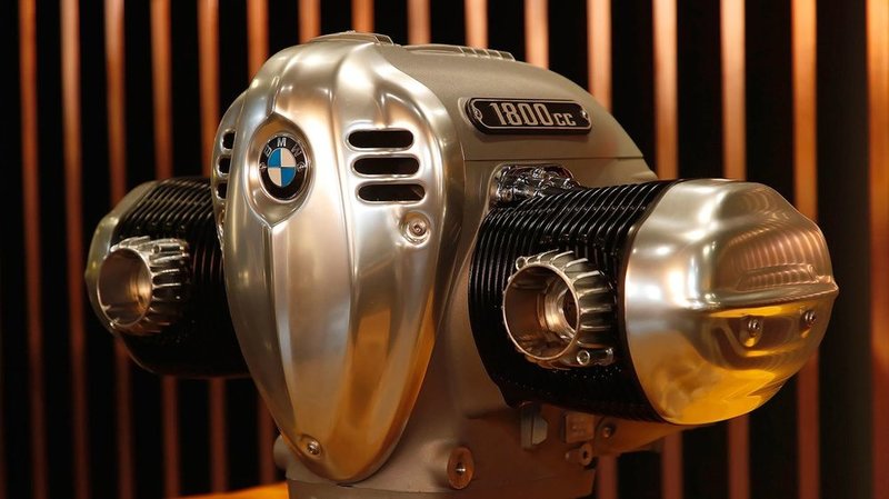 BMW-Boxermotor-1800-ccm-169FullWidth-d7ca412b-1652781 (1).jpg