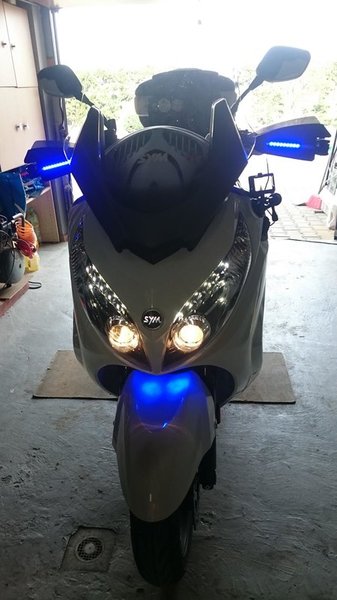 054m SYM SYM 600.JPG