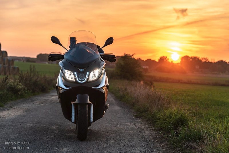piaggio-x10-350-T75_2768-Edit.jpg