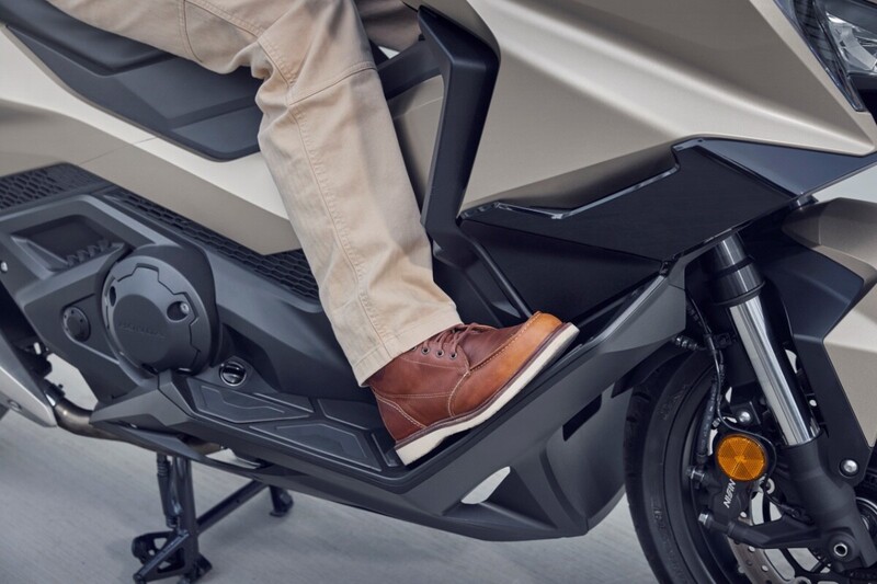 493073_25YM_Honda_Forza_750.jpg