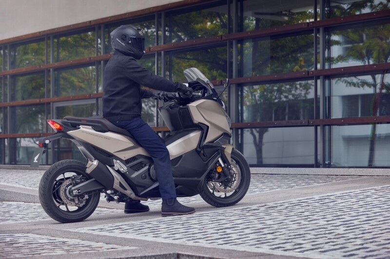 493076_25YM_Honda_Forza_750.jpg