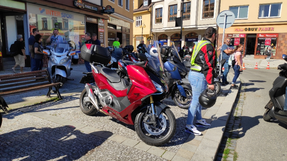 bb83b24449ef271e9755963beda747cc.jpg