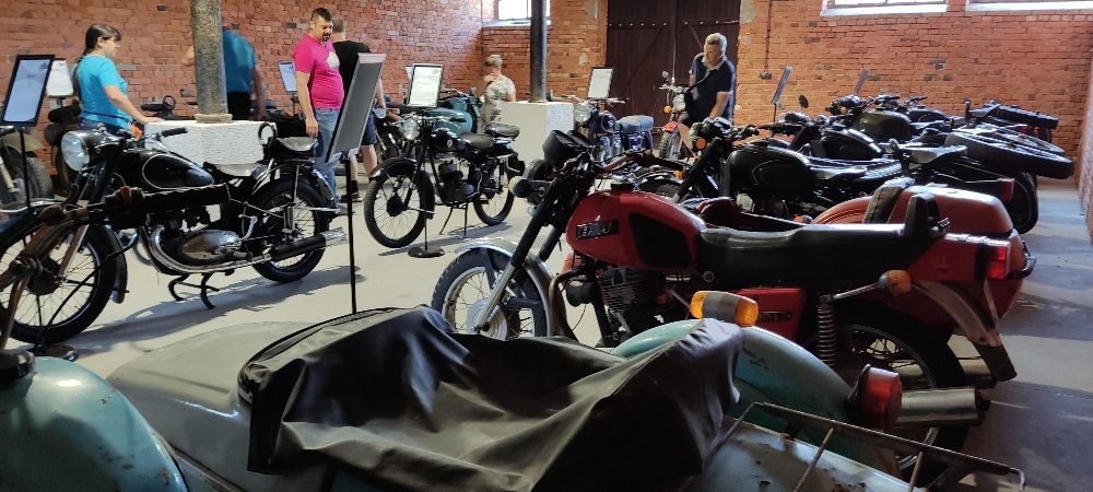 54cc687b32d2cc0296de2d7b6a5b87e9.jpg