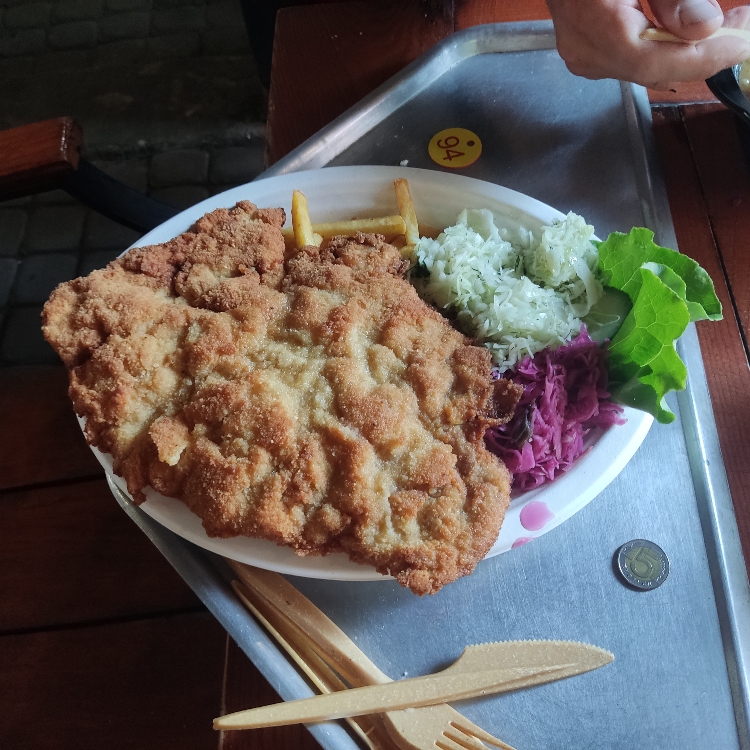 ce3dc9cae8c590f646f82608f09cafe9.jpg
